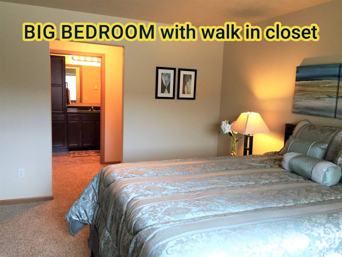 Apartment for rent at 2032 33rd St NW, Minot, ND 58703