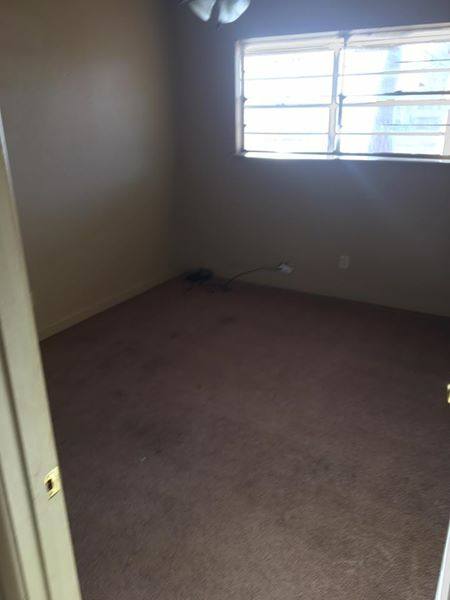Apartment for rent at 1819 Ave I Place #5, Levelland, TX 79336