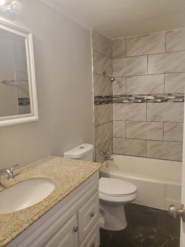 House for rent at 22 Shumate Ave, Maryland Heights, MO 63043