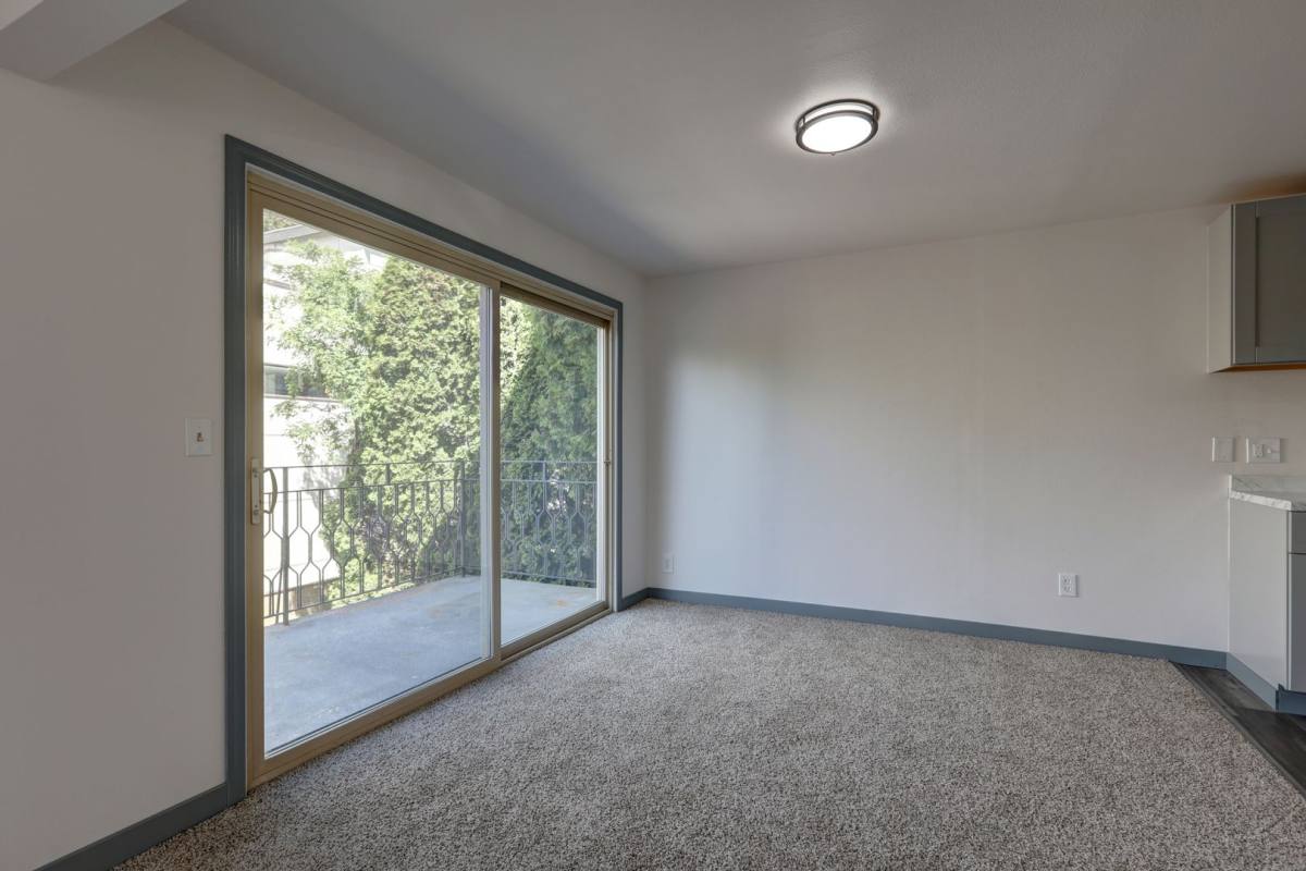 Apartment for rent at 11701 Greenwood Ave N, Seattle, WA 98133