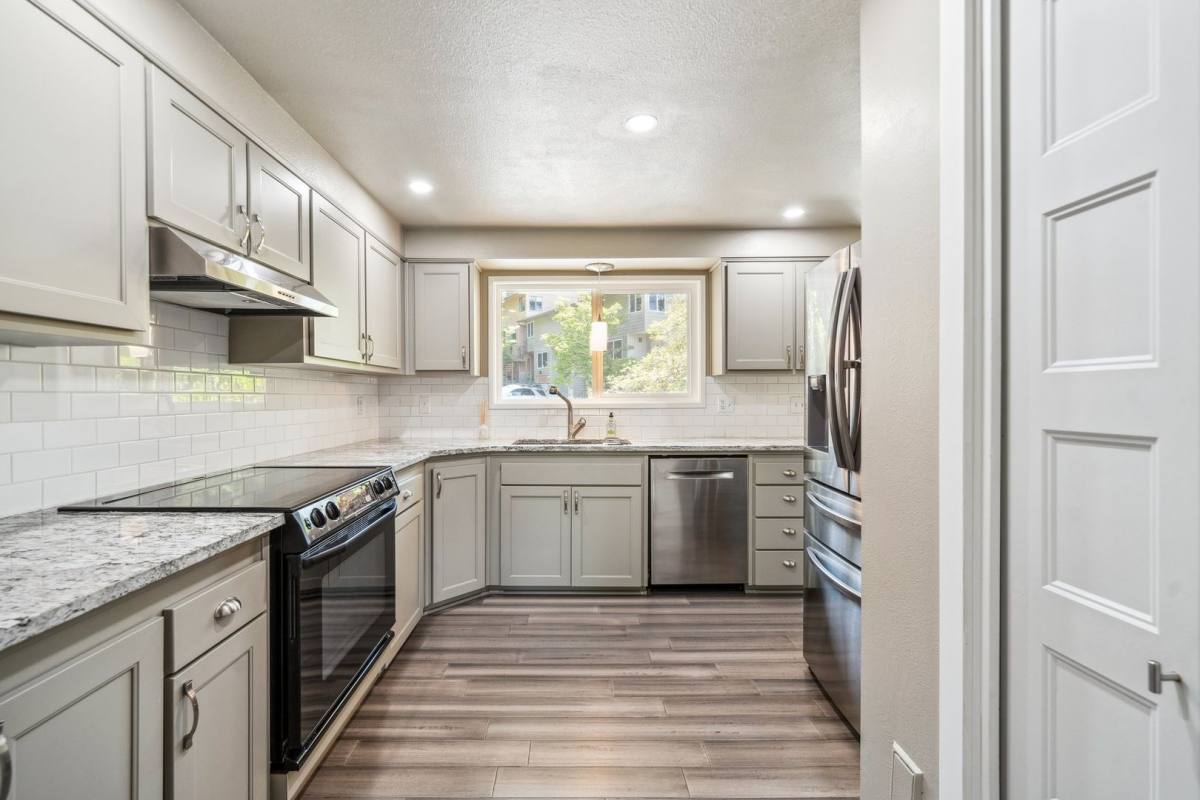 Townhouse for rent at 4312 Botticelli St, Lake Oswego, OR 97035