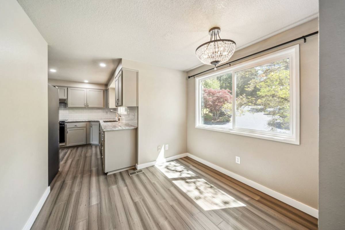 Townhouse for rent at 4312 Botticelli St, Lake Oswego, OR 97035