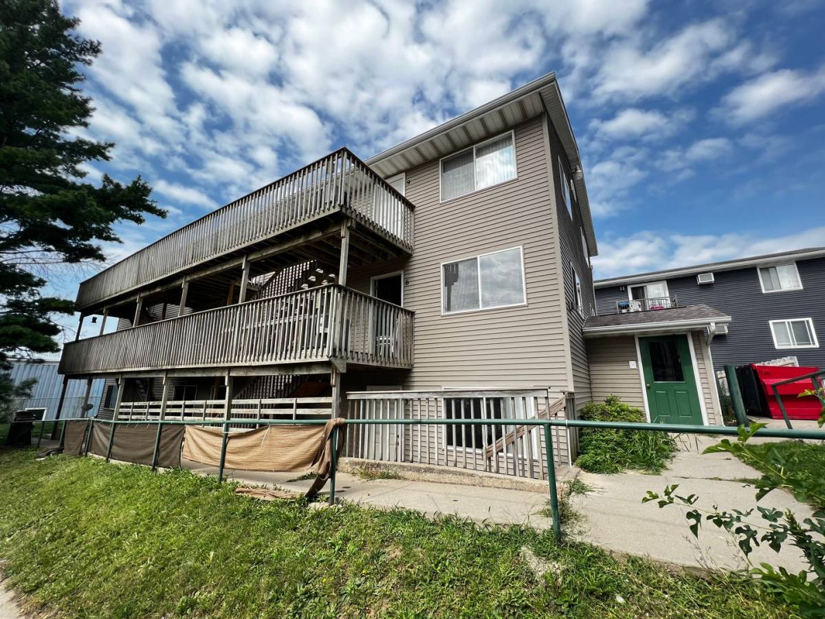 Apartment for rent at 1632 5th St, Coralville, IA 52241