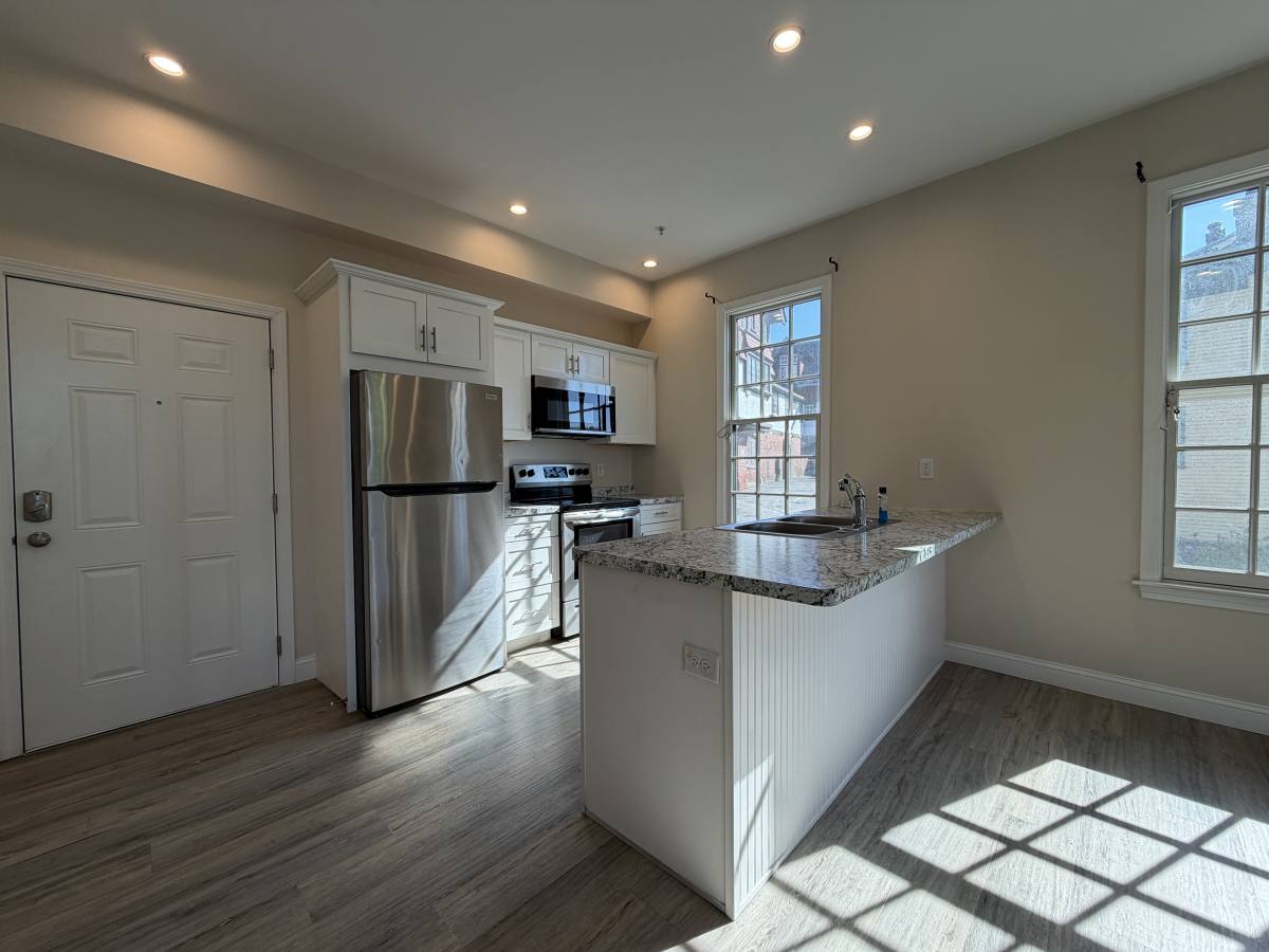 Apartment for rent at 275 Broadway St #201, Methuen, MA 01844