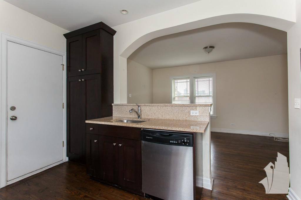 Apartment for rent at 3812 N Sheffield Ave #3N, Chicago, IL 60613