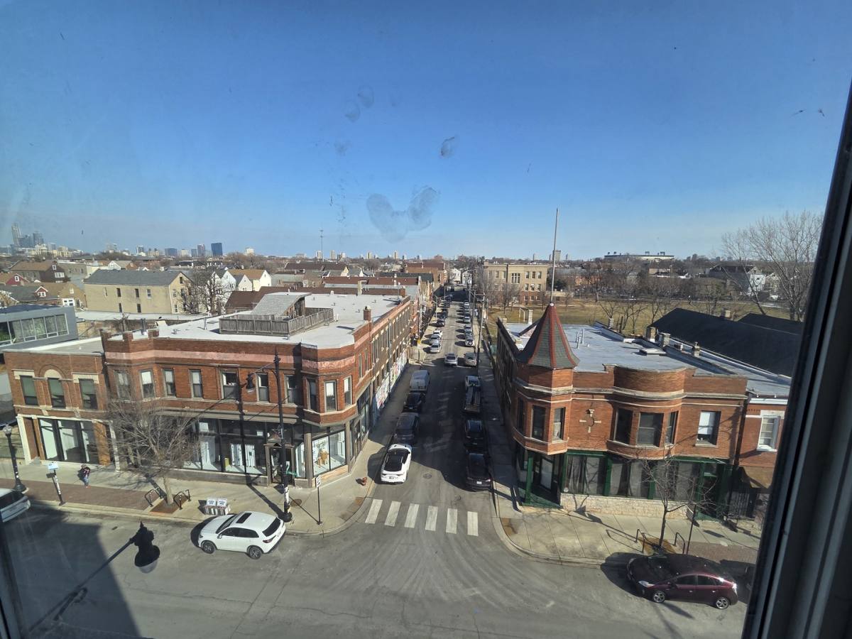 Apartment for rent at 3216 S Morgan St #4F, Chicago, IL 60608