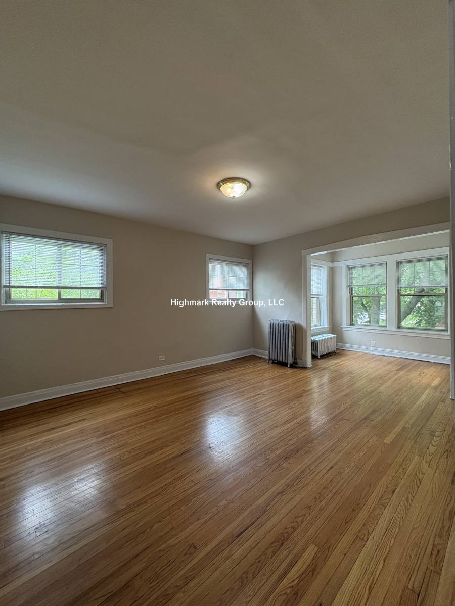Apartment for rent at 558 Elmwood #4N, Evanston, IL 60202
