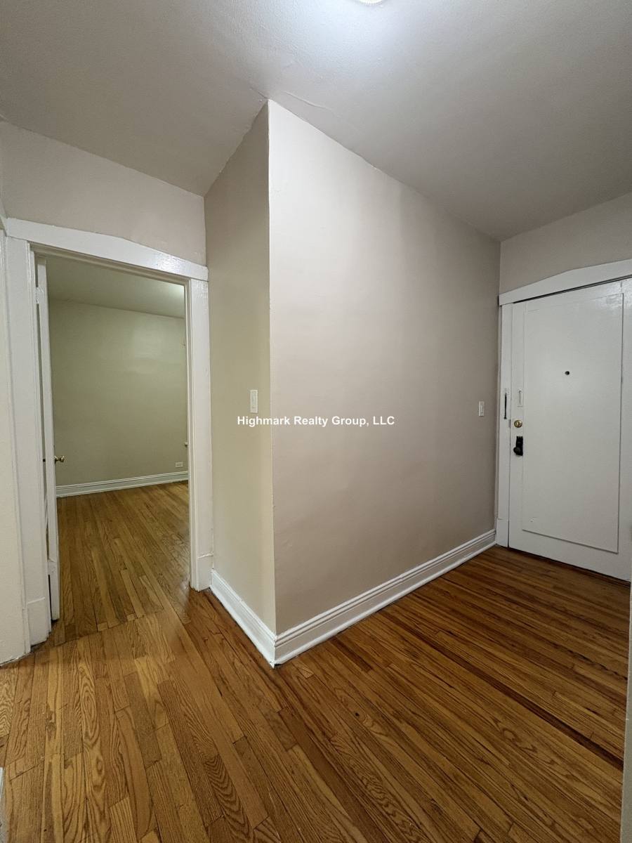 Apartment for rent at 558 Elmwood #4N, Evanston, IL 60202