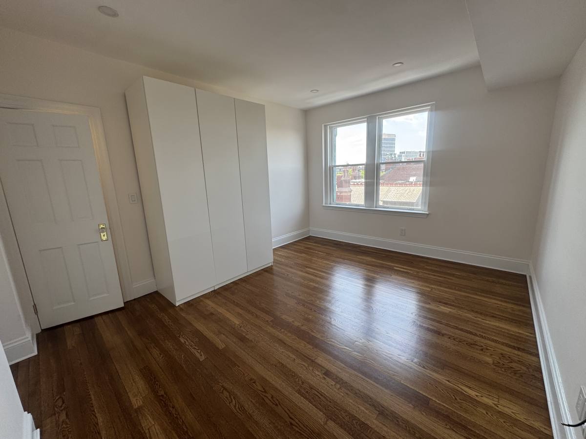 Apartment for rent at 239 Commonwealth Ave #72, Boston, MA 02116