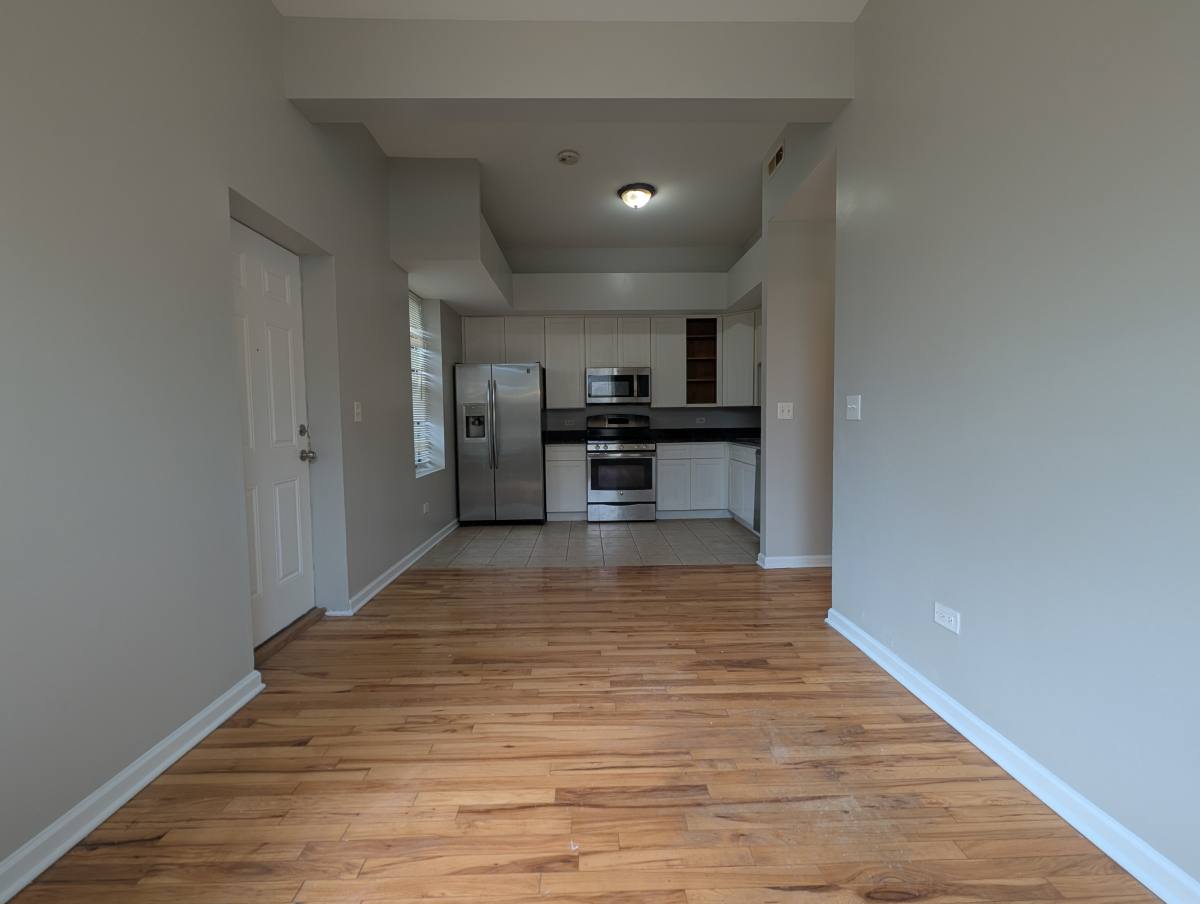 Apartment for rent at 5417 S Carpenter #1, Chicago, IL 60609