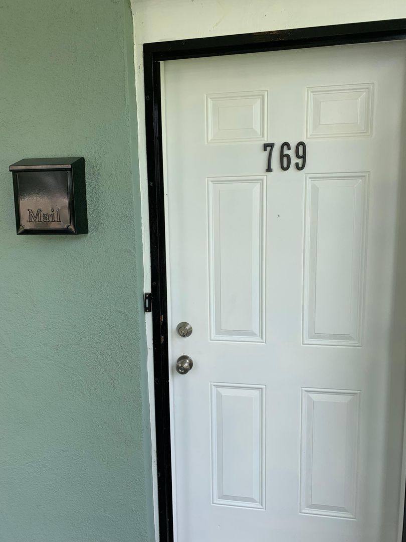 Apartment for rent at 769 E Duffy St, Savannah, GA 31401