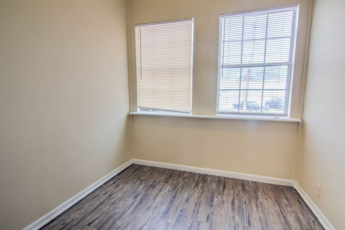 Apartment for rent at 3957-59 Chippewa St, Saint Louis, MO 63116