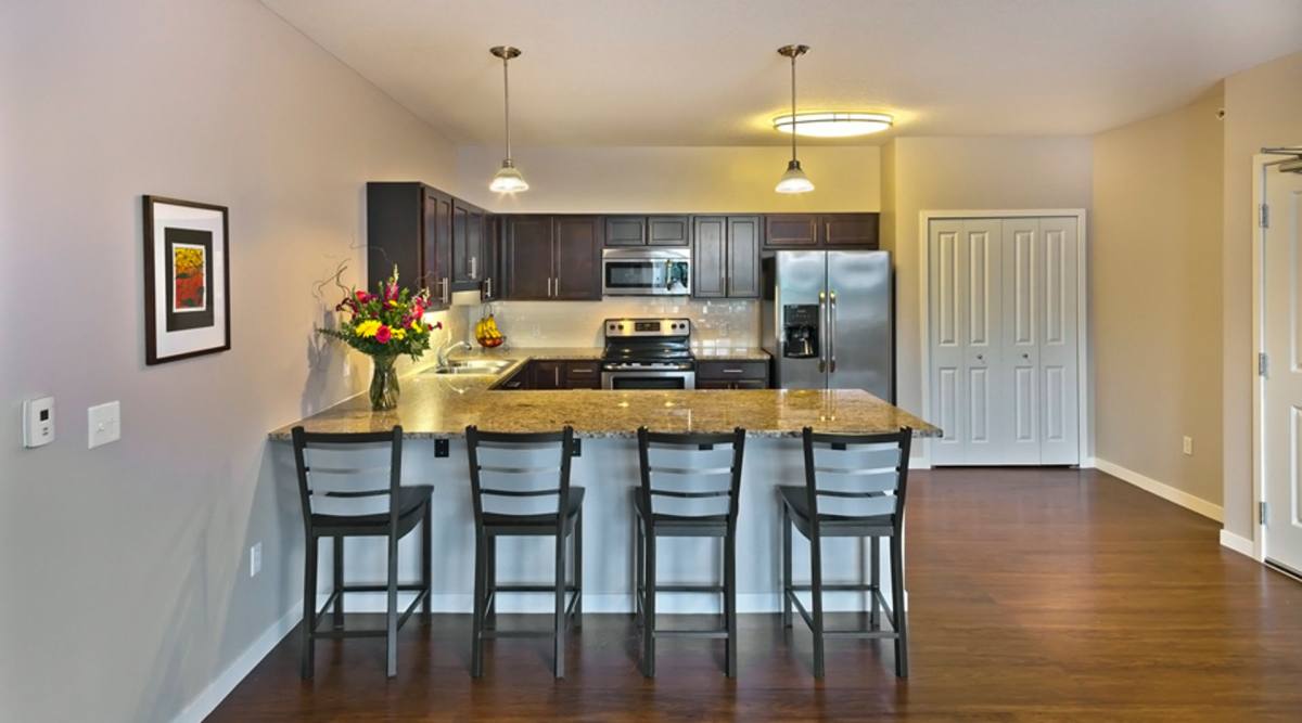 Apartment for rent at 2124 Grand Ave, Saint Paul, MN 55105