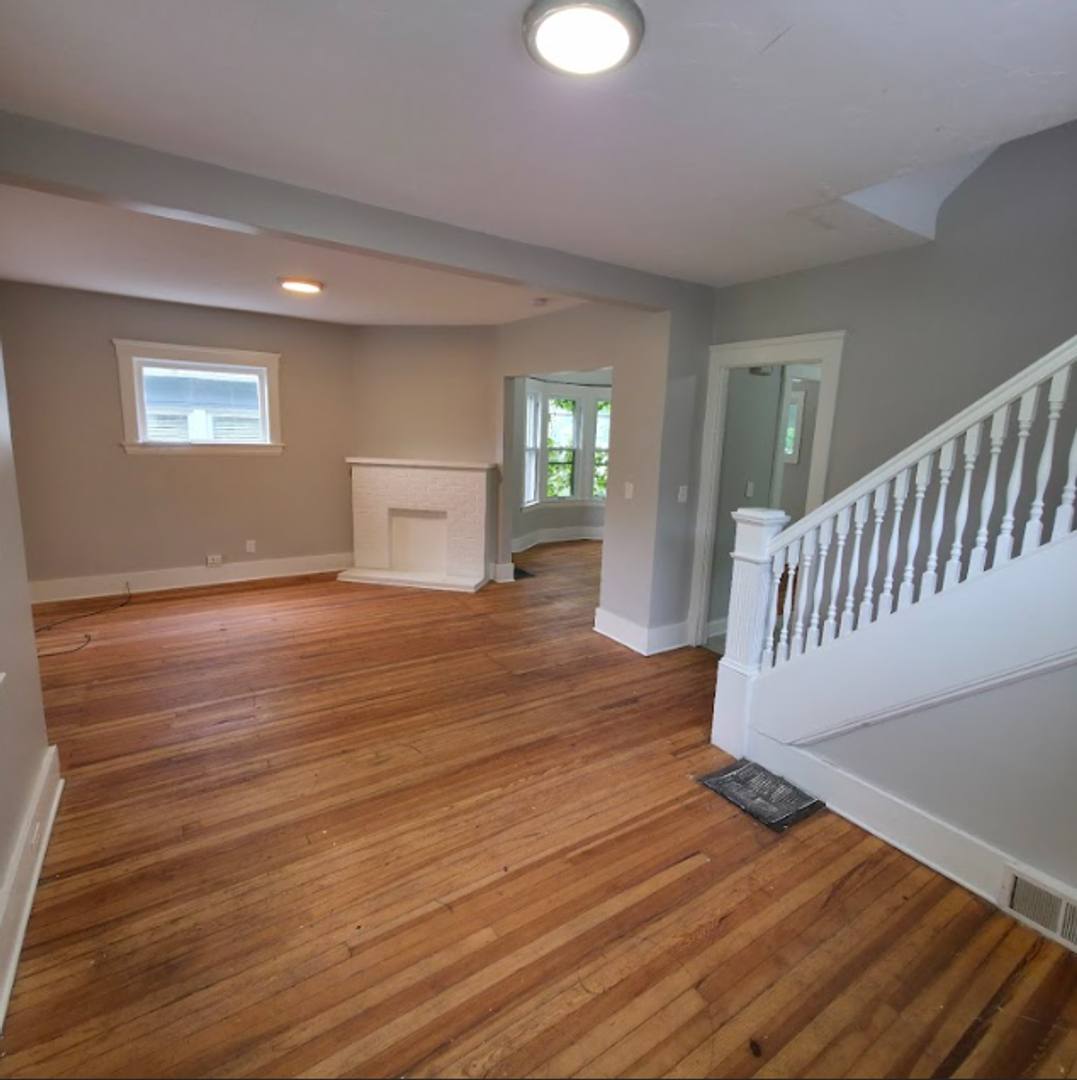 House for rent at 1035 Elbon Rd, Cleveland, OH 44121