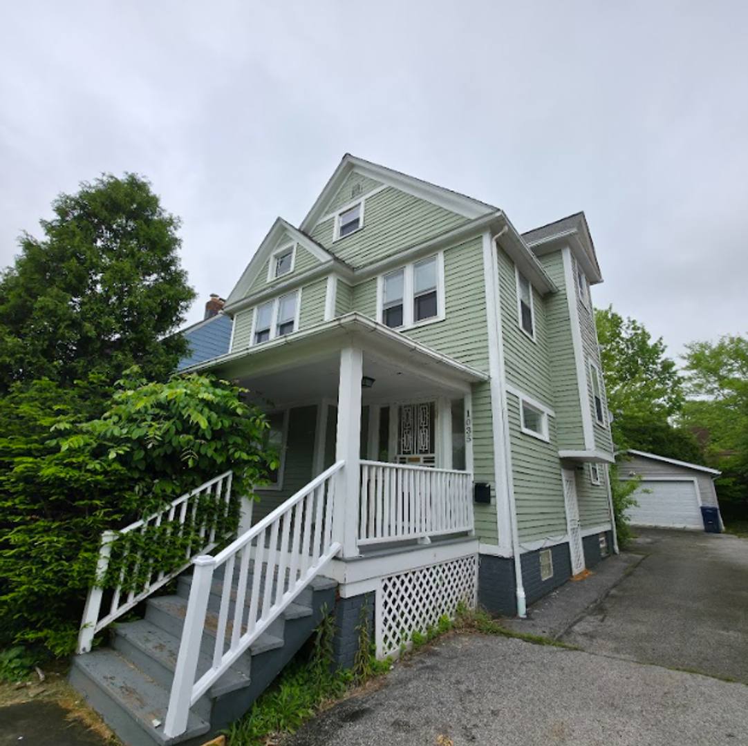 House for rent at 1035 Elbon Rd, Cleveland, OH 44121