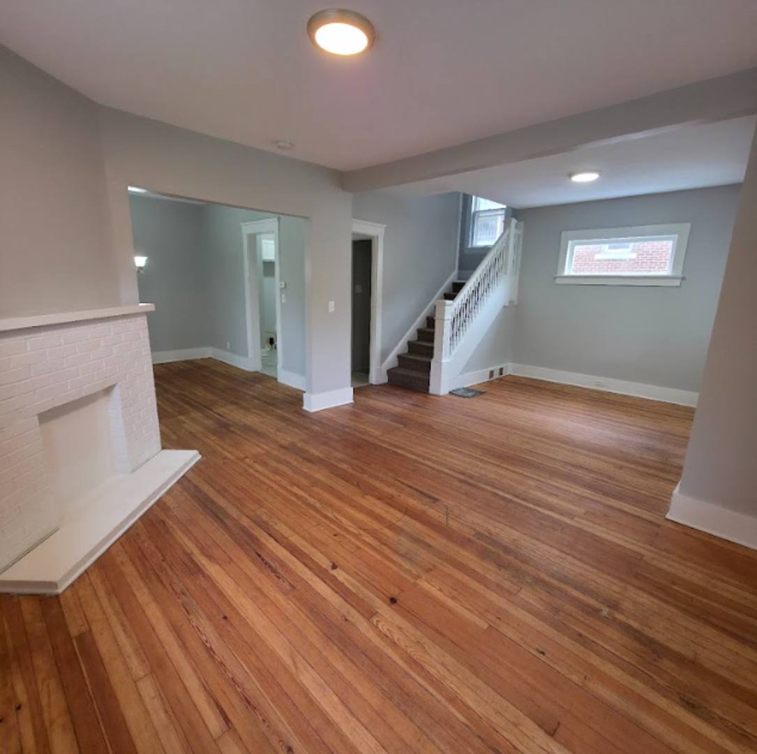 House for rent at 1035 Elbon Rd, Cleveland, OH 44121