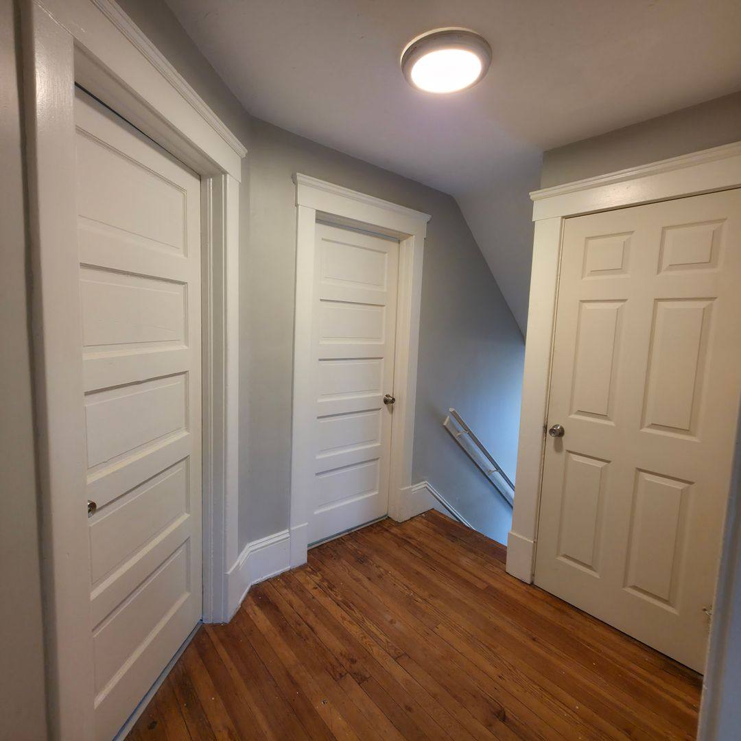 House for rent at 1035 Elbon Rd, Cleveland, OH 44121