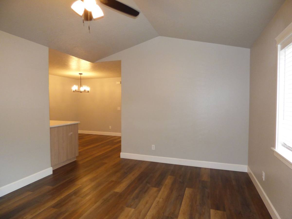 Apartment for rent at 3576-3578 Fisher Court NE, Salem, OR 97305