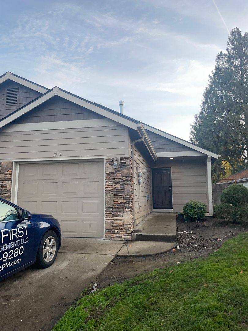 Apartment for rent at 3576-3578 Fisher Court NE, Salem, OR 97305