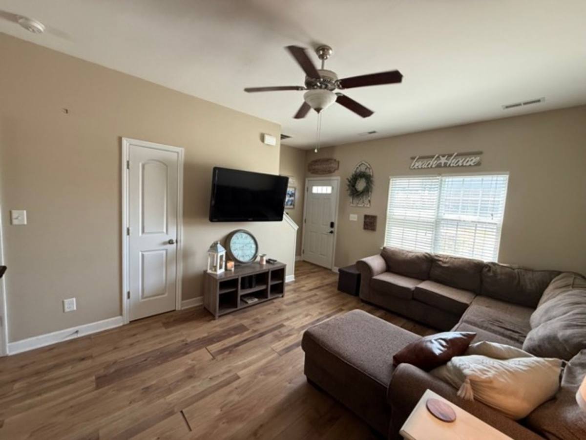 Townhouse for rent at 602 Ebb Tide Lane, Sneads Ferry, NC 28460