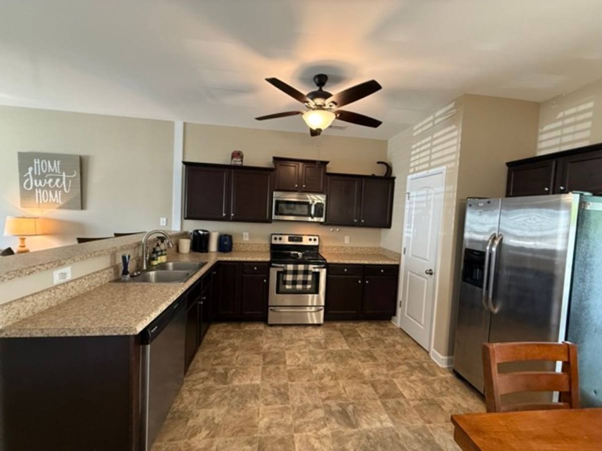 Townhouse for rent at 602 Ebb Tide Lane, Sneads Ferry, NC 28460