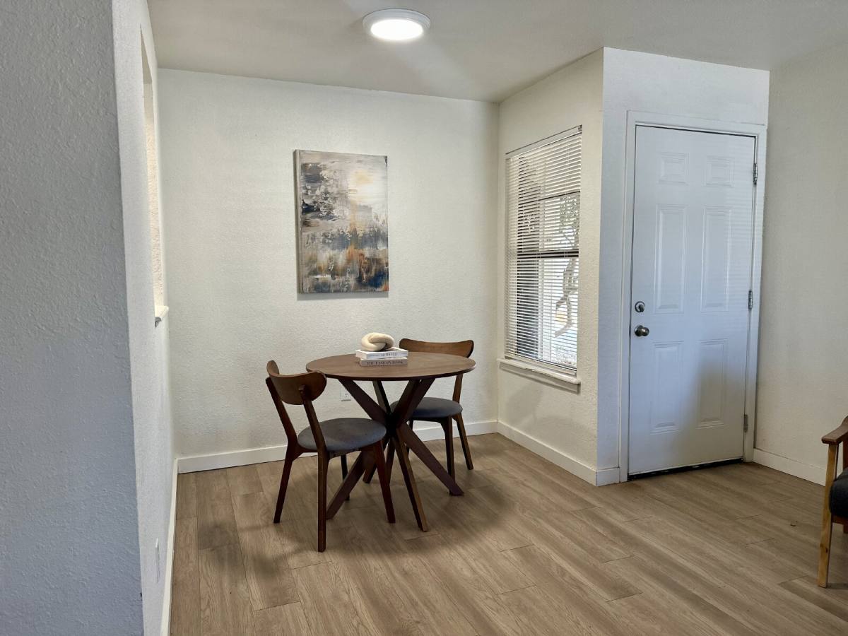 Apartment for rent at 2101 16th St, Lubbock, TX 79401
