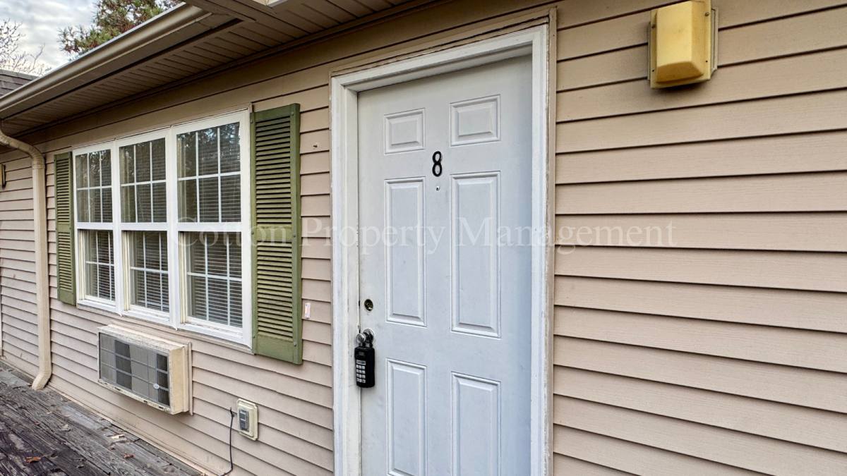 Apartment for rent at 4516 Greentree Rd #9, Wilmington, NC 28405
