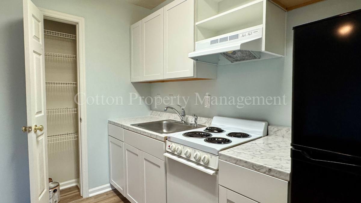 Apartment for rent at 4516 Greentree Rd #9, Wilmington, NC 28405