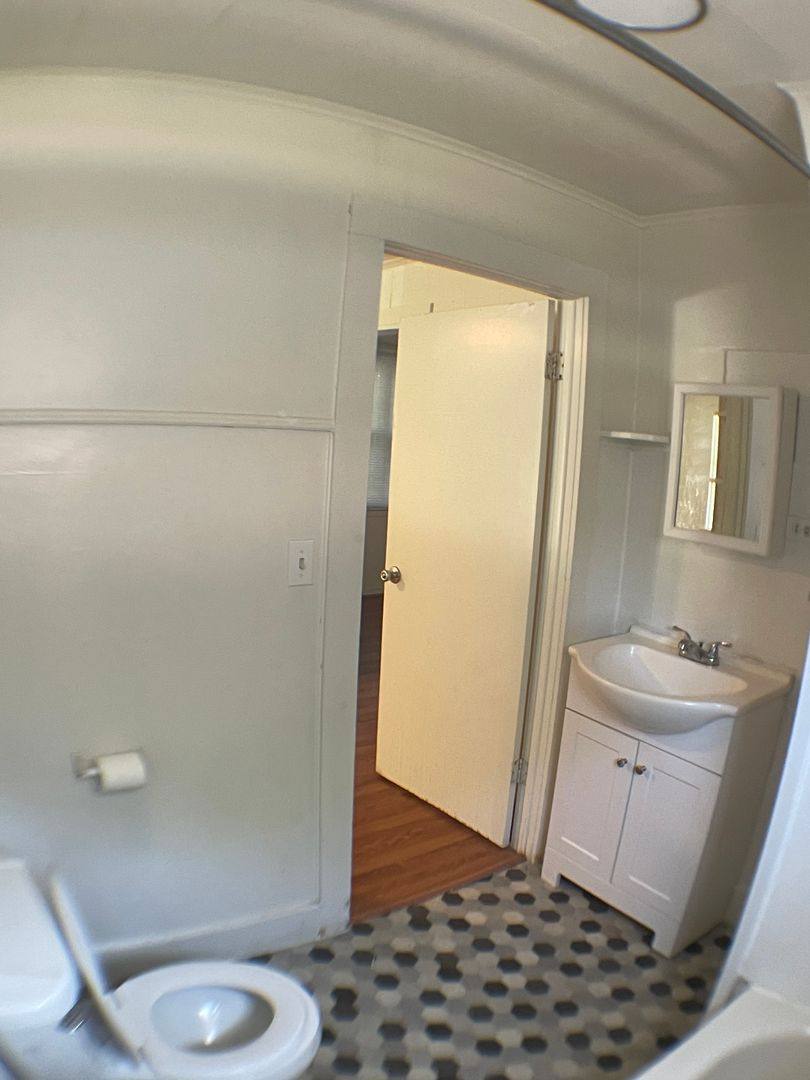 House for rent at 804 S 4th St, Independence, KS 67301