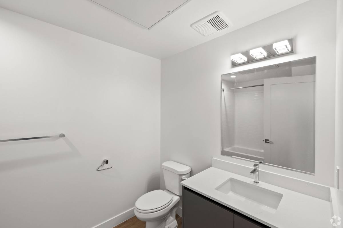 Apartment for rent at 6600 Van Nuys Blvd, Van Nuys, CA 91405