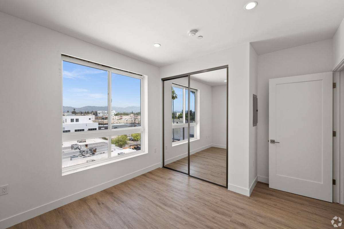 Apartment for rent at 6600 Van Nuys Blvd, Van Nuys, CA 91405