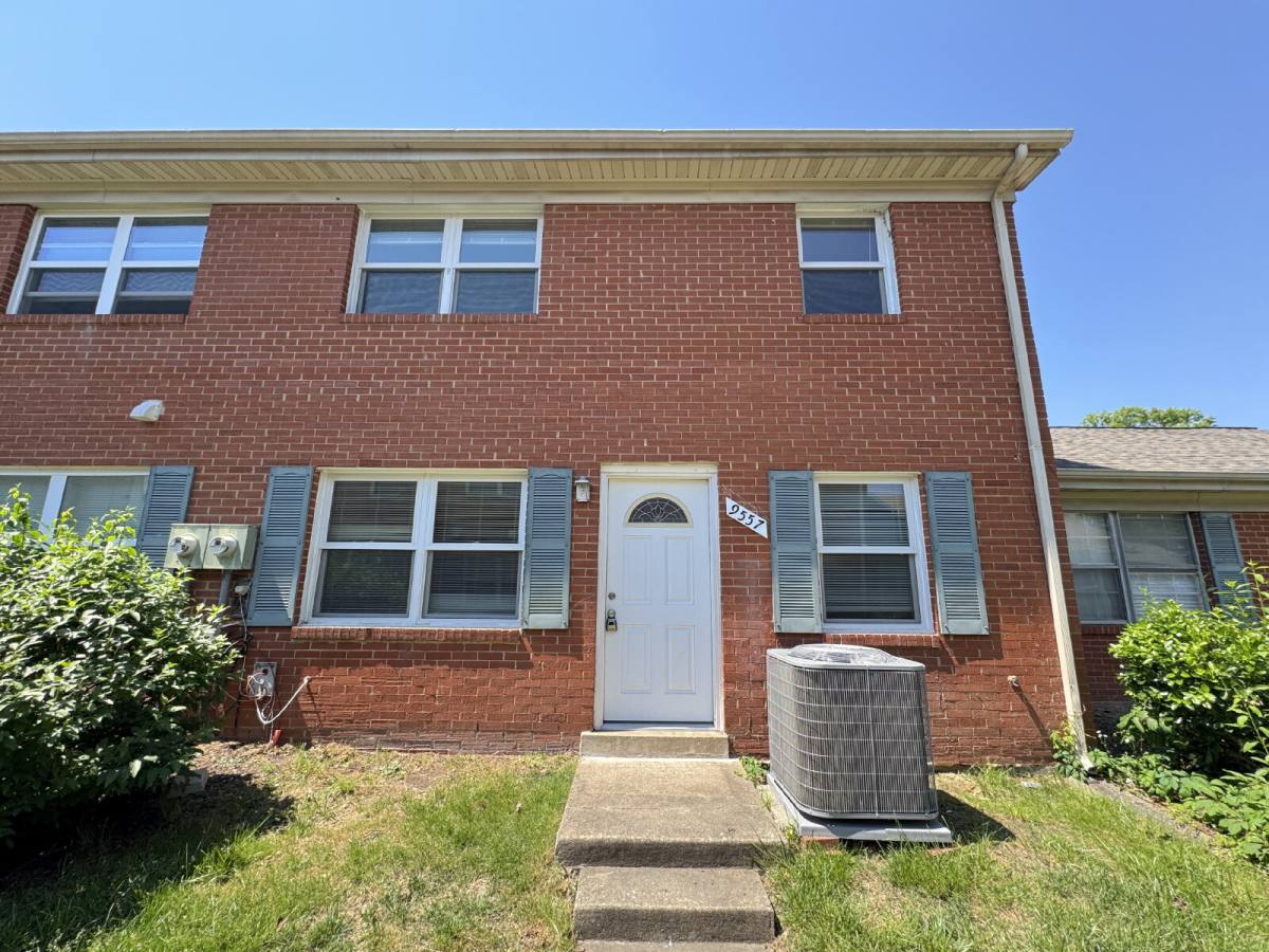 Townhouse for rent at 9557 Hagel Circle #B, Lorton, VA 22079