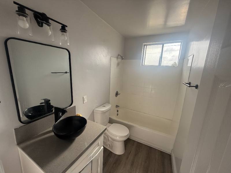 Apartment for rent at 1122 W 94th St #3, Los Angeles, CA 90044
