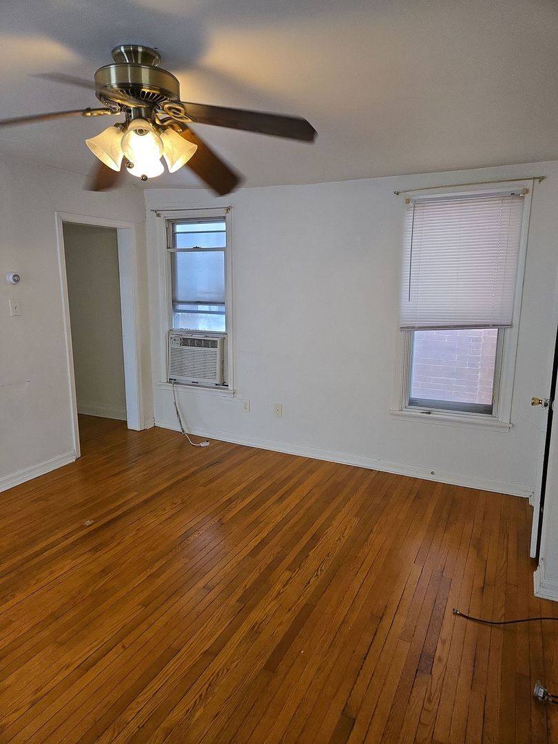 Apartment for rent at 115 S Potomac St, Waynesboro, PA 17268