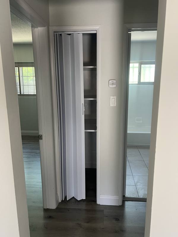 Apartment for rent at 9617 1 2 S Hoover St, Los Angeles, CA 90044
