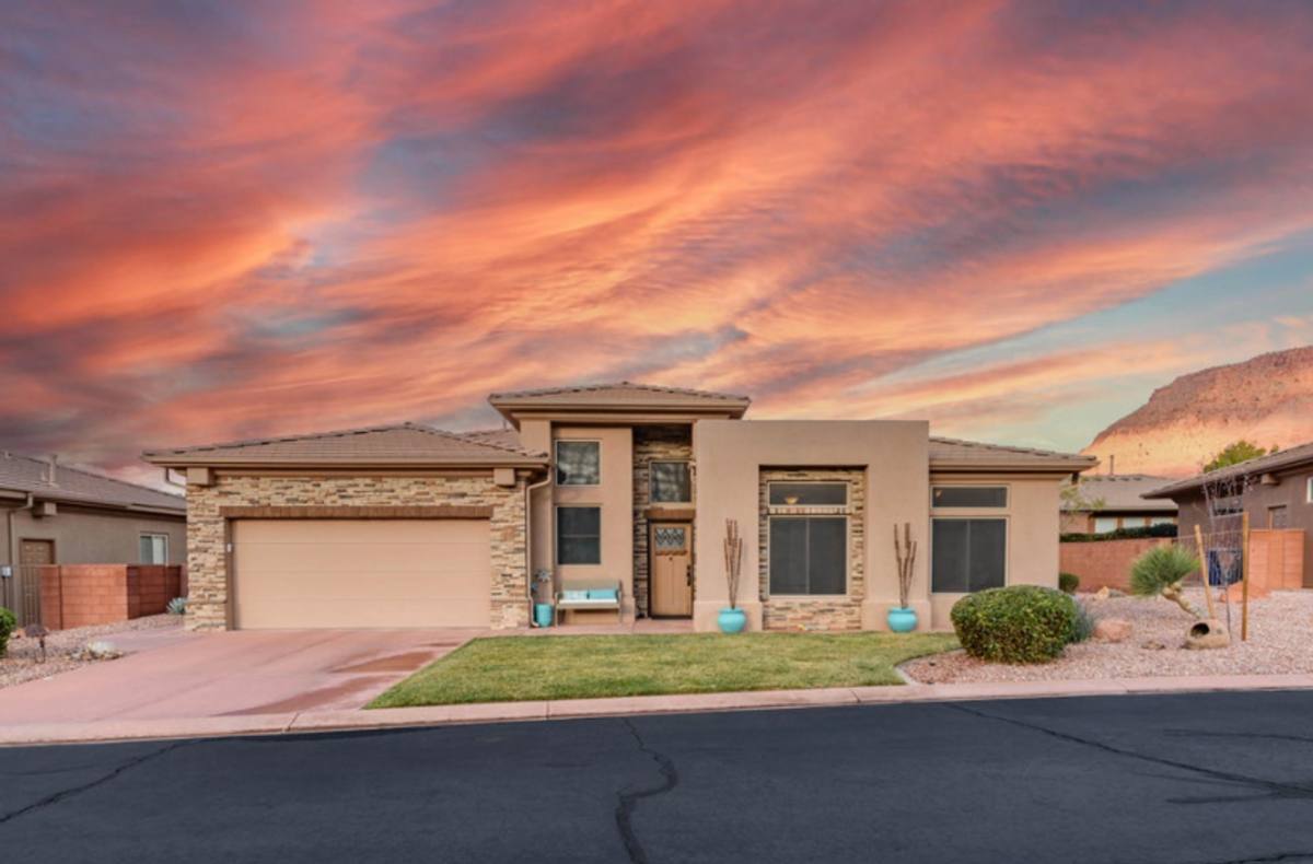 House for rent at 250 N Snow Canyon Dr, Ivins, UT 84738