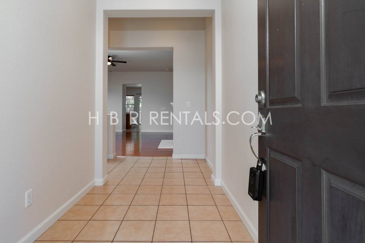 House for rent at 404 Bethell Ave, Tracy, CA 95391