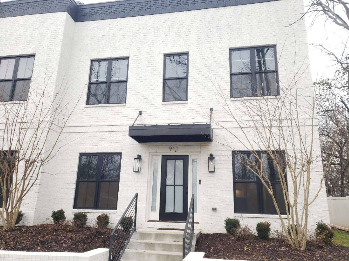 Townhouse for rent at 909 E State St, Murfreesboro, TN 37130