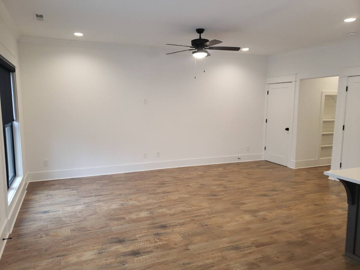 Townhouse for rent at 909 E State St, Murfreesboro, TN 37130