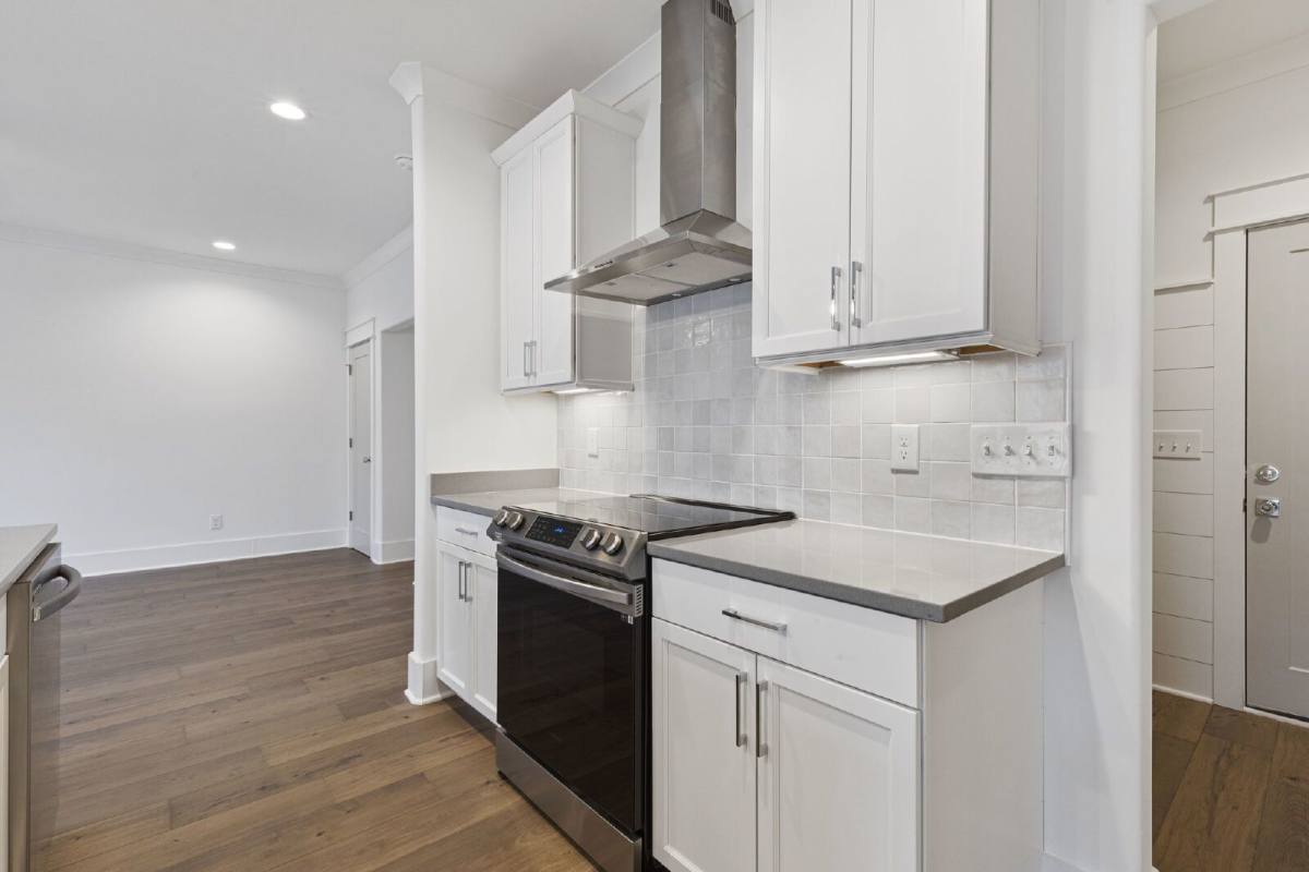 Townhouse for rent at 909 E State St, Murfreesboro, TN 37130