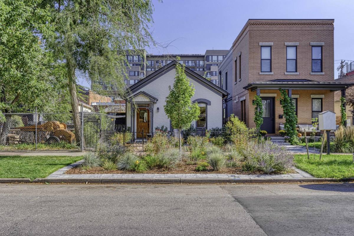 House for rent at 2546 California St, Denver, CO 80205