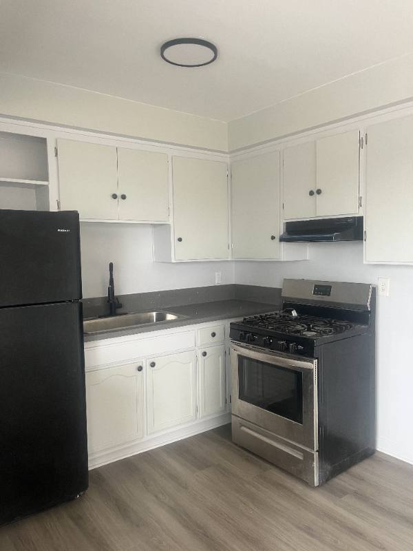 Apartment for rent at 3800 W 27th #231, Los Angeles, CA 90018