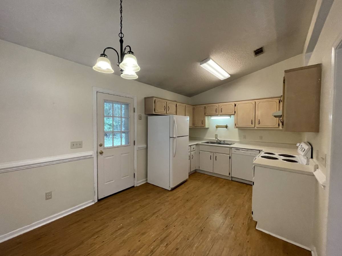 House for rent at 132 Bass Rd, Allenhurst, GA 31301