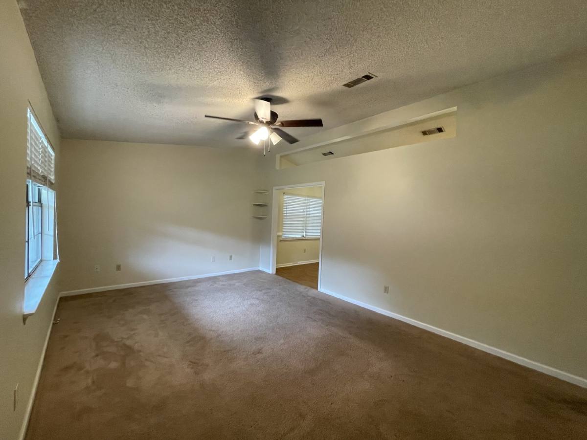 House for rent at 132 Bass Rd, Allenhurst, GA 31301