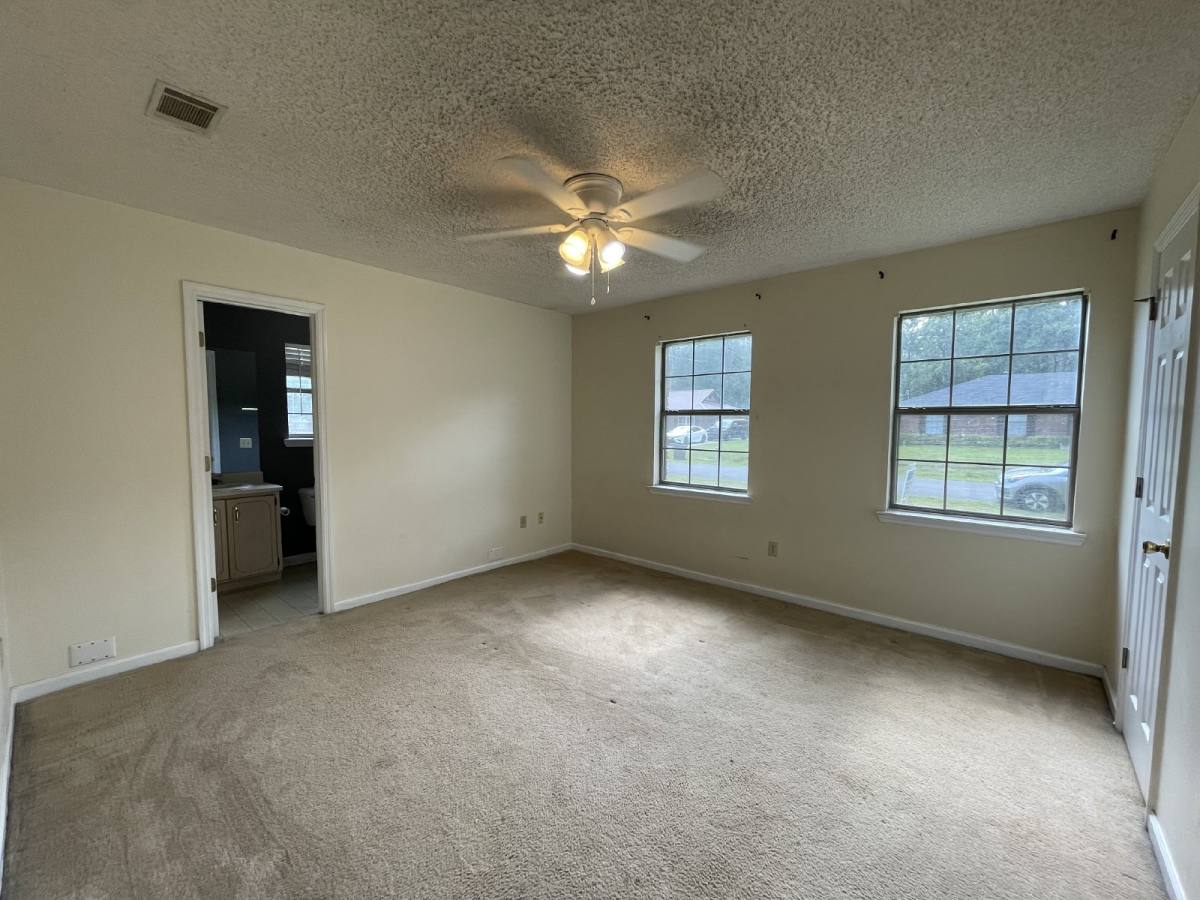 House for rent at 132 Bass Rd, Allenhurst, GA 31301