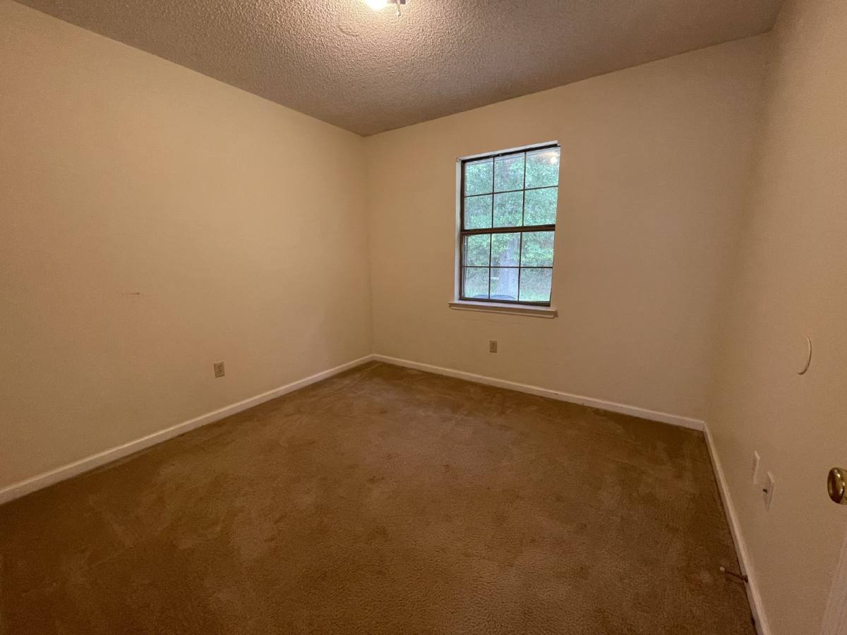House for rent at 132 Bass Rd, Allenhurst, GA 31301