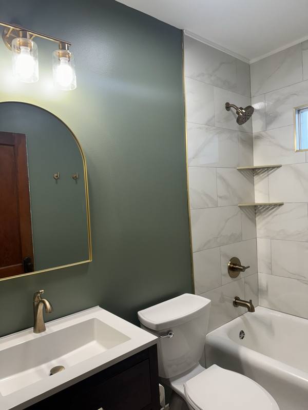 House for rent at 828 N 41st Ave, Omaha, NE 68131