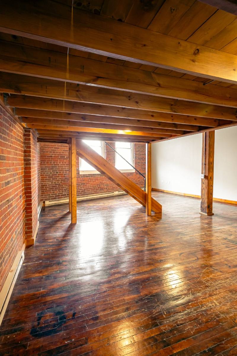 Apartment for rent at 501 Madison Ave #210, Indianapolis, IN 46225