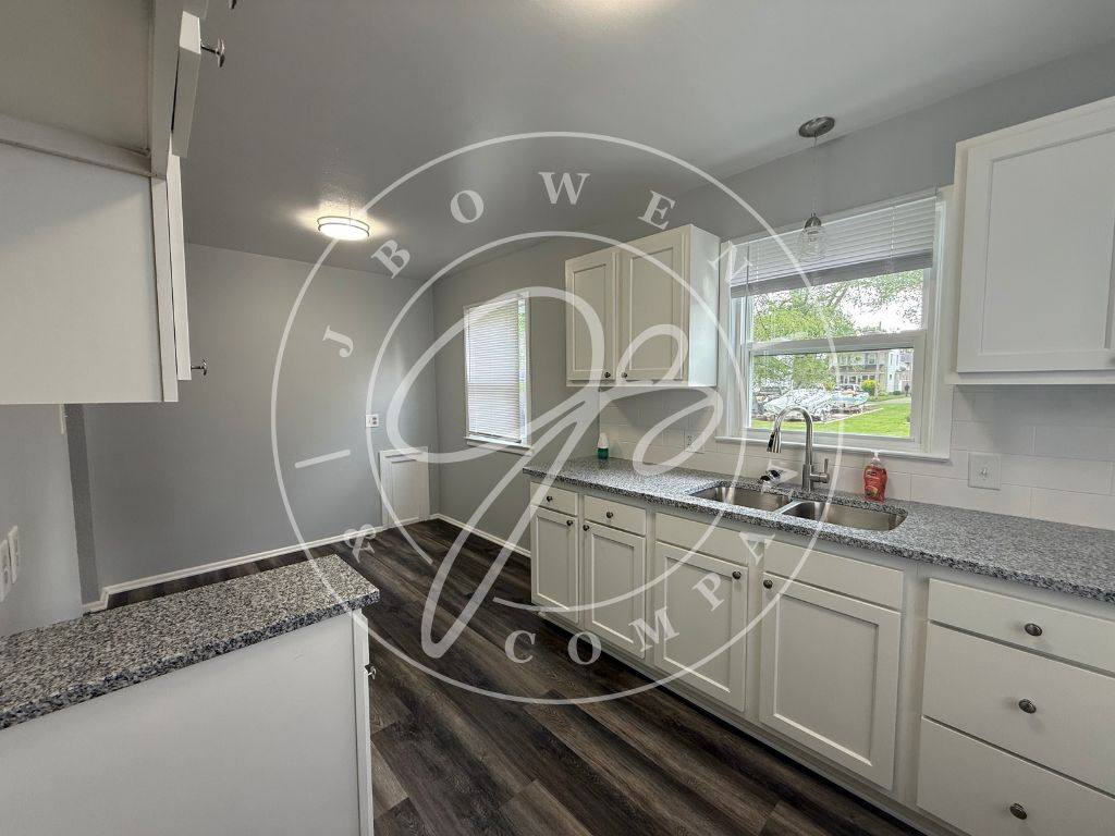 House for rent at 817 Annabelle Dr, Toledo, OH 43612