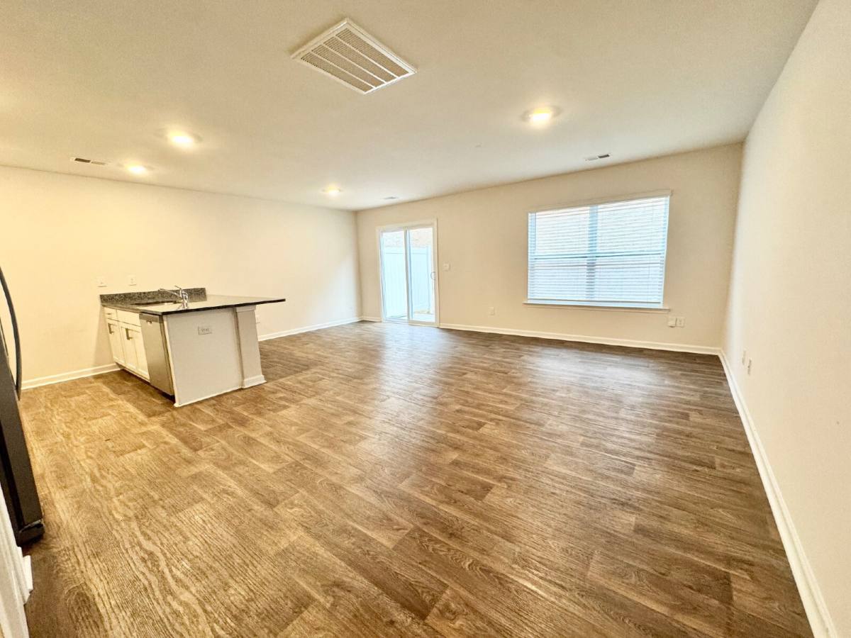 Townhouse for rent at 203 Oakmont Valley Trail, Seneca, SC 29678